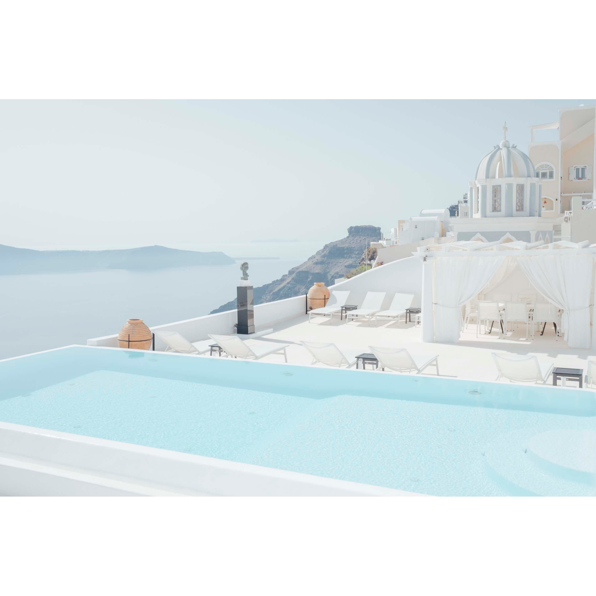 ENDLESS SUMMER - Santorini, Greece