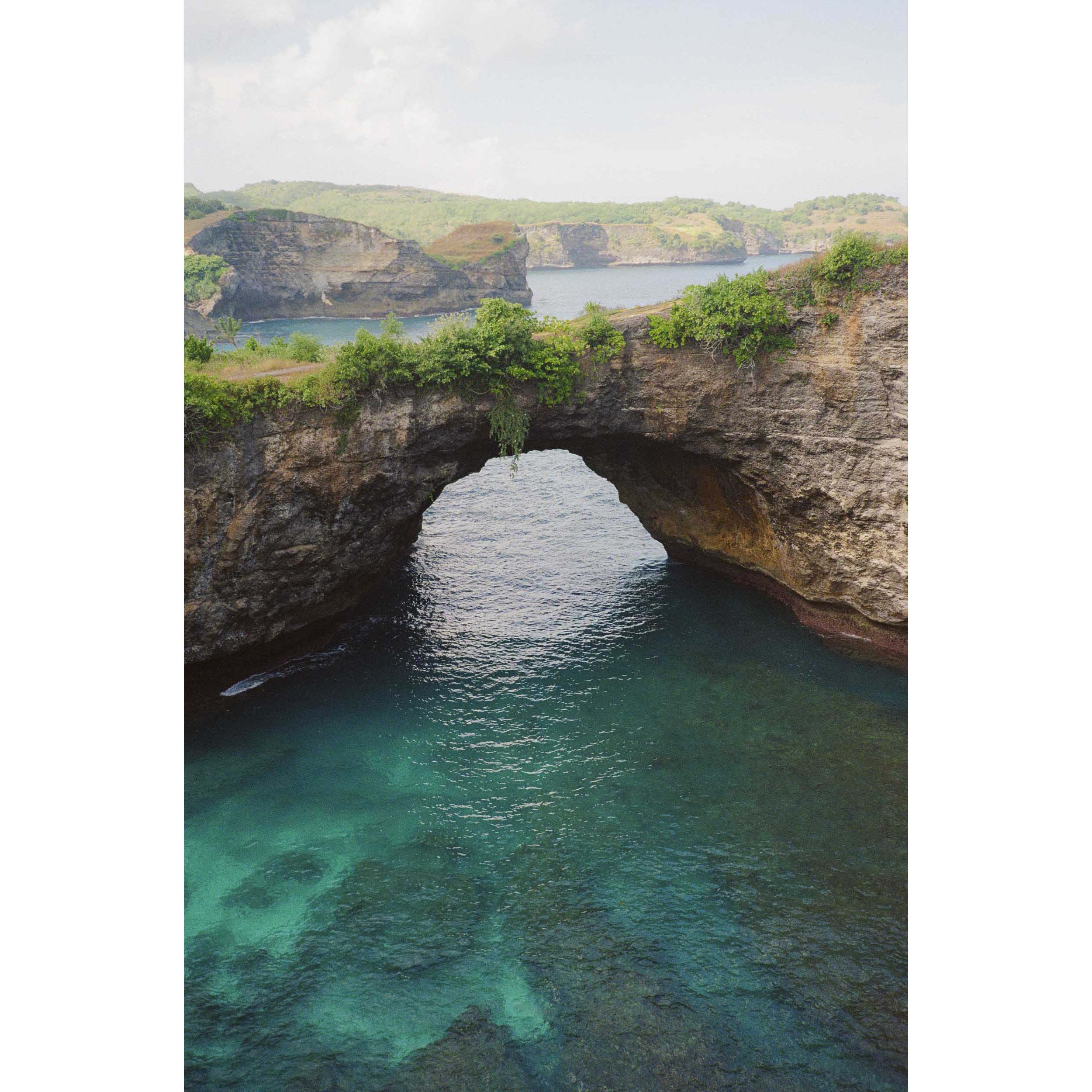 NATURE'S WINDOW - Nusa Penida, Indonesia