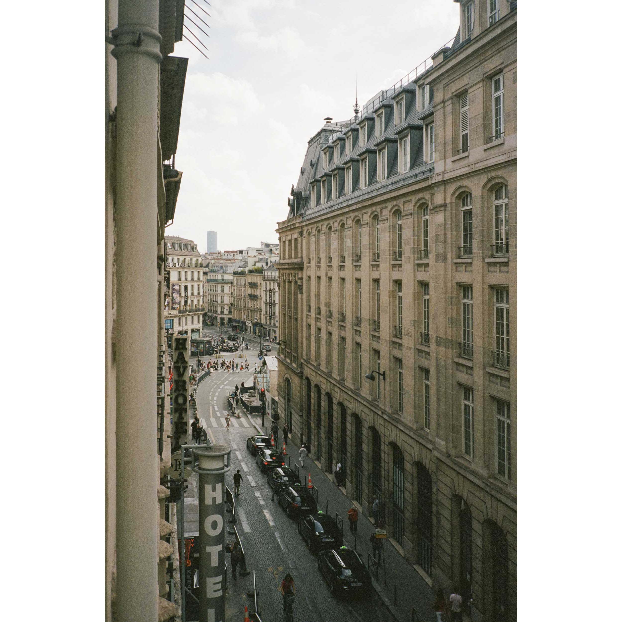 Rue Reverie - Paris, France
