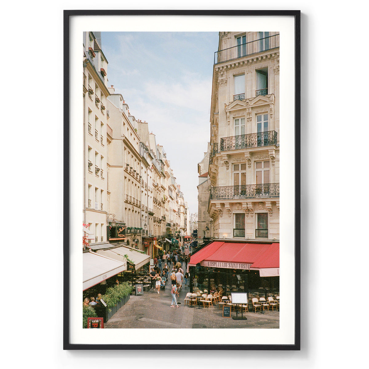 Street Serenade - Paris, France